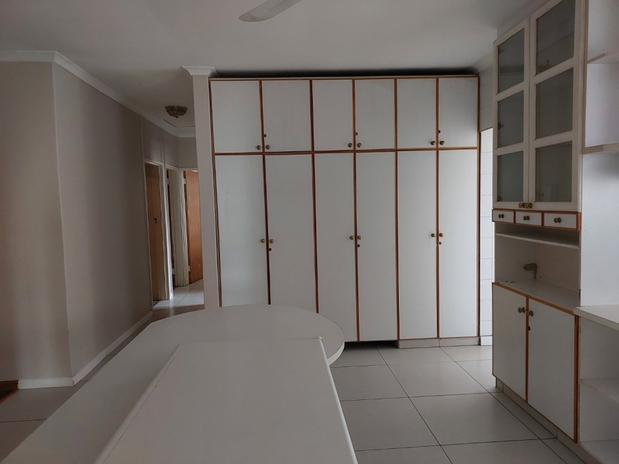 3 Bedroom Property for Sale in Uitenhage Upper Central Eastern Cape